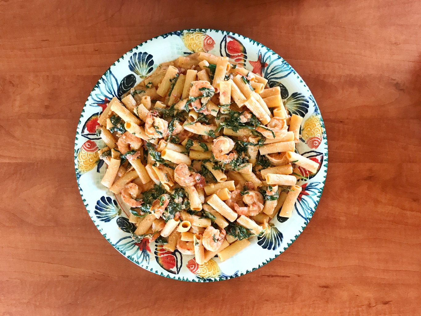 Rigatoni with Shrimps, Spinach and Creamy Yoghurt